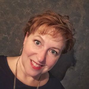 Meet your Posher, Kerri